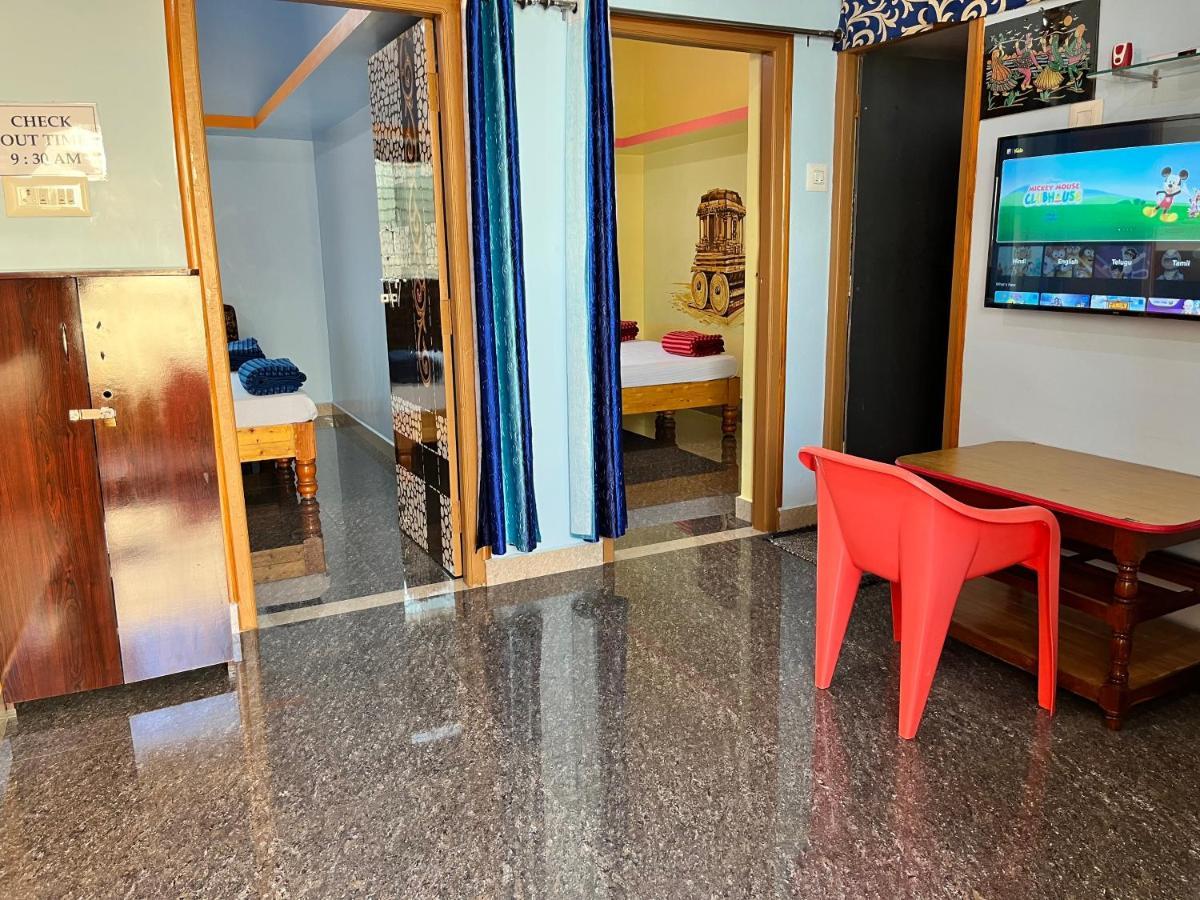 Vaibhav Home Stay Hampi Ngoại thất bức ảnh