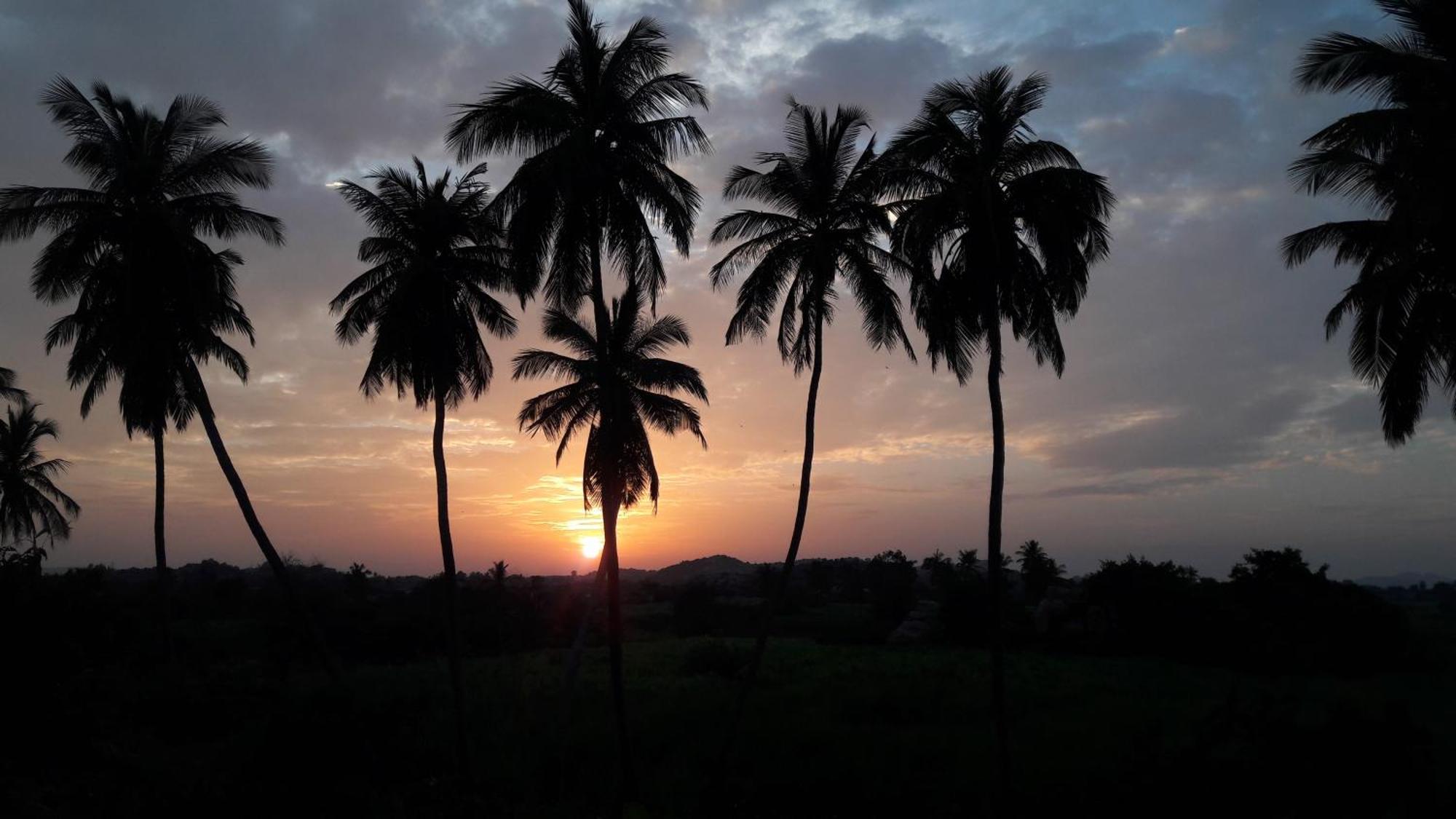 Vaibhav Home Stay Hampi Ngoại thất bức ảnh