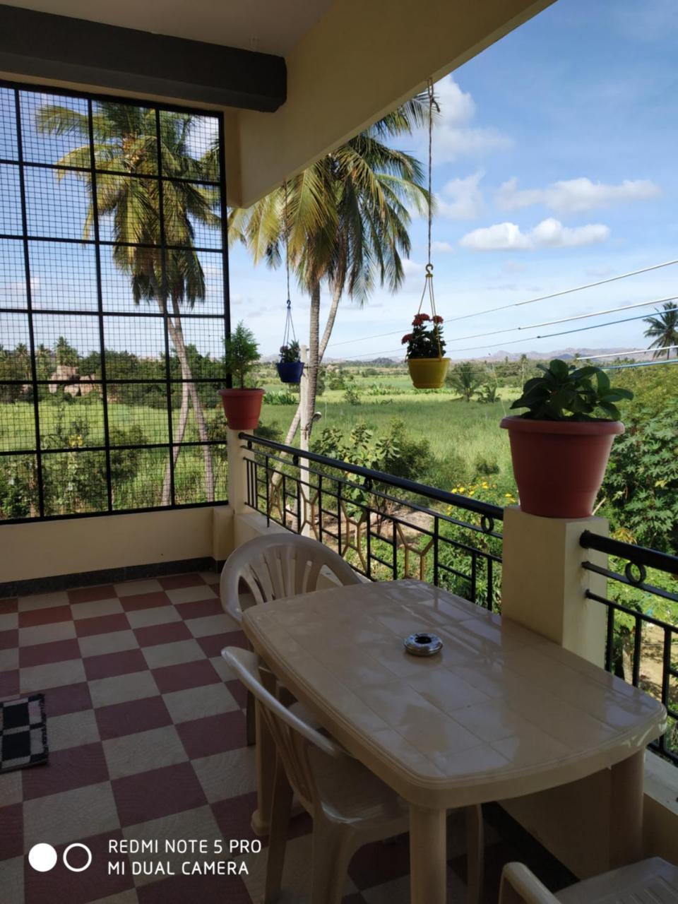 Vaibhav Home Stay Hampi Ngoại thất bức ảnh